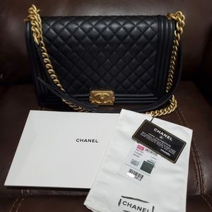 Chanel Boy New Medium (Like New)